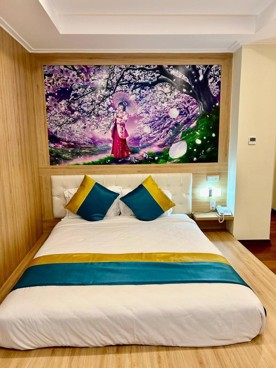 Khach San Sa Chi - Mong Cai Hotel Екстериор снимка